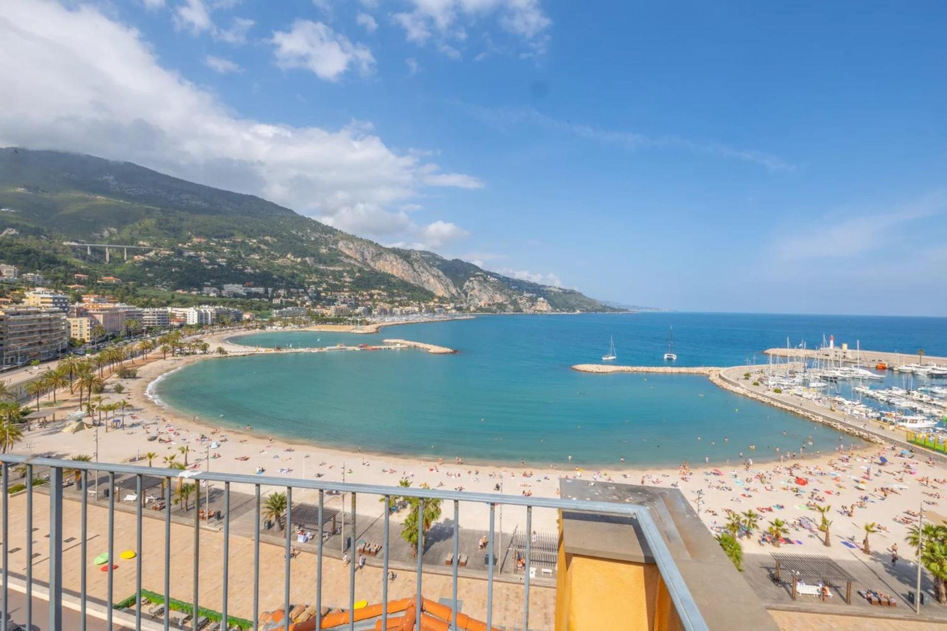 Vieille Ville De Menton Exteriör bild